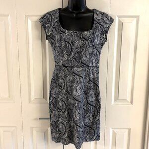 Marchesa Voyage Black & White Swirl Print Dress - Elegant & Timeless. 4